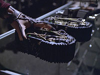 Dark Frontier, del I Dark Frontier, del I