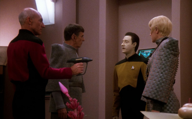 picard_spock_data_sela_reunification_150302.jpg